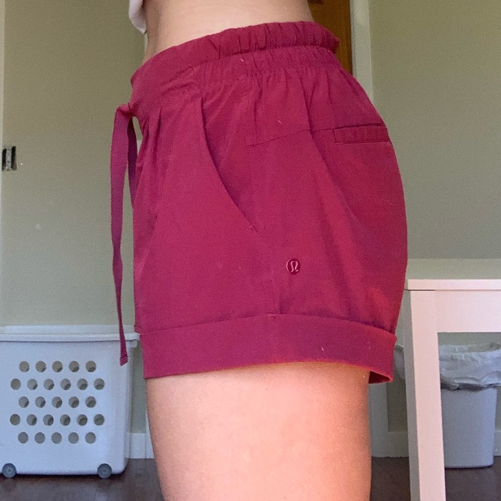 LuLu SHORTS - Picture 3 of 7